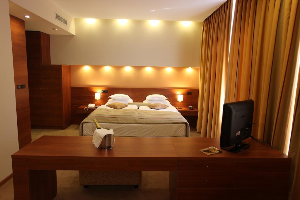 Central Apartment Vitez Δωμάτιο φωτογραφία