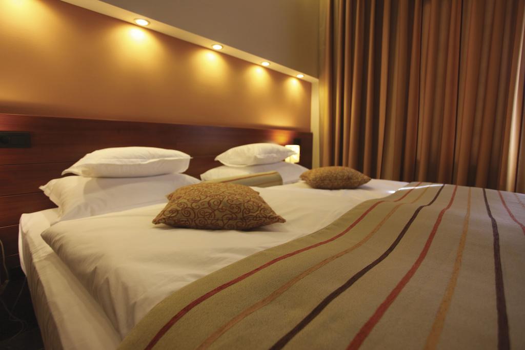 Central Apartment Vitez Δωμάτιο φωτογραφία