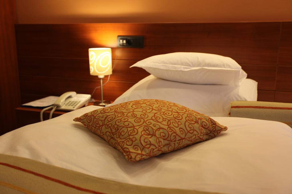 Central Apartment Vitez Δωμάτιο φωτογραφία