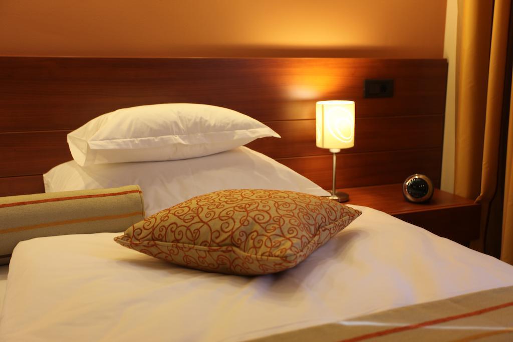 Central Apartment Vitez Δωμάτιο φωτογραφία